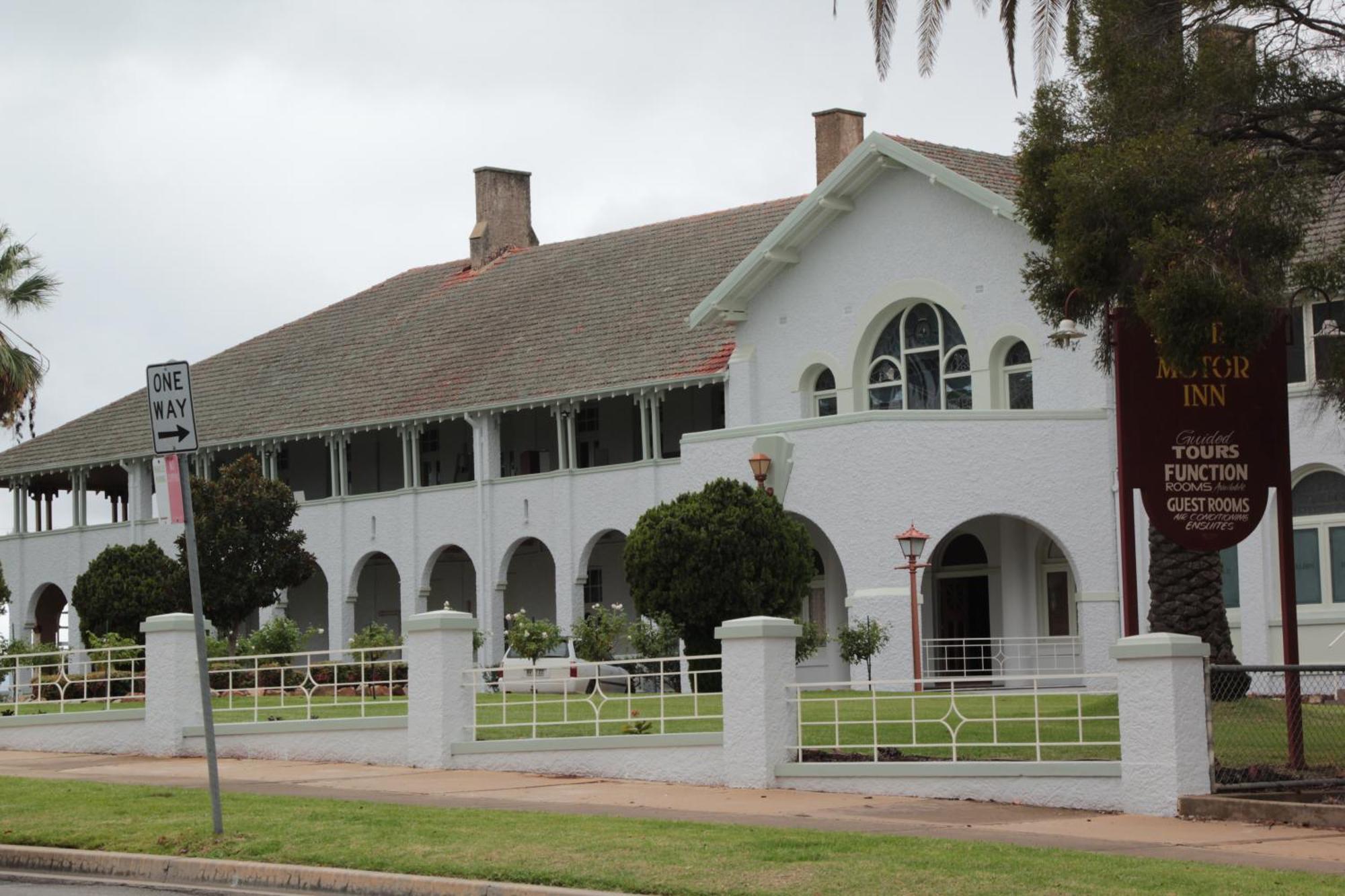 Hydro Hotel Leeton Kültér fotó