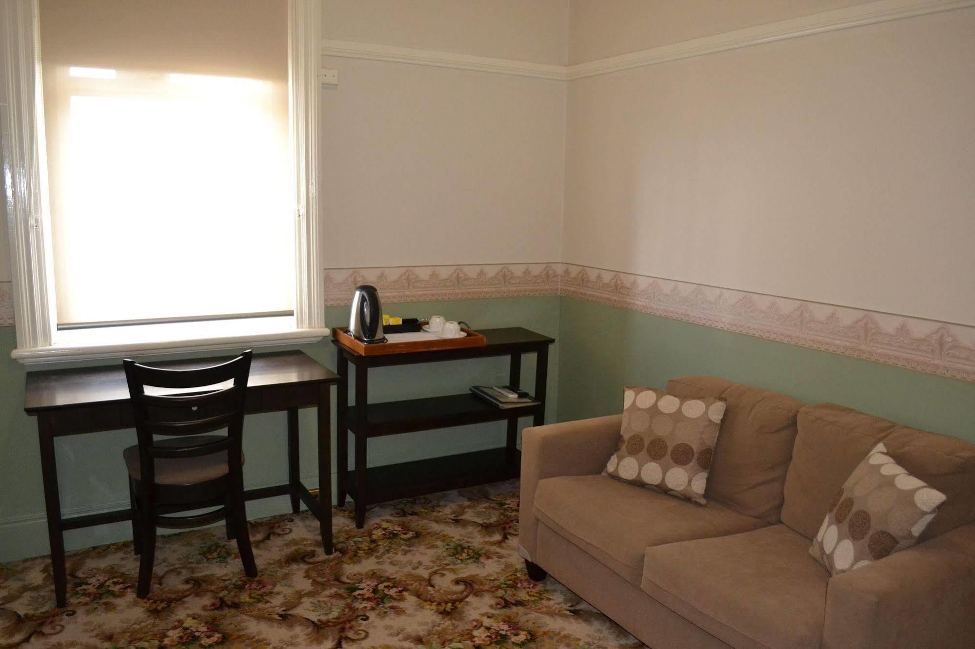 Hydro Hotel Leeton Kültér fotó
